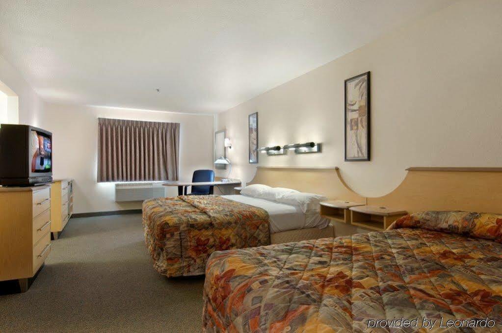 Hotel Super 8 By Wyndham New Braunfels I-35 Exterior foto